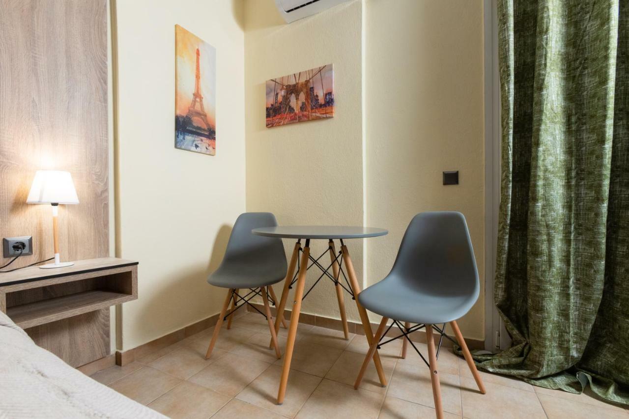 Seven Heaven Premium Suites Salonic Exterior foto