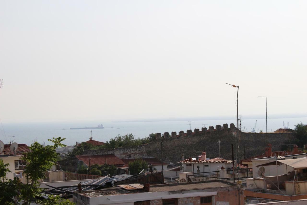 Seven Heaven Premium Suites Salonic Exterior foto